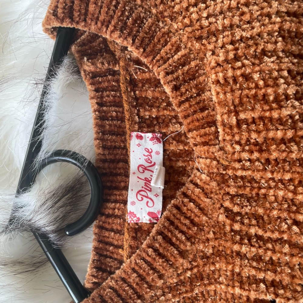 Rust Sweater - Picture 2 of 2